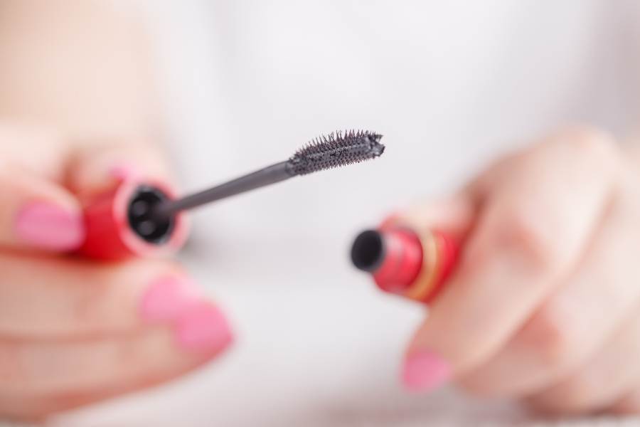 ingredients to look for in a mascara