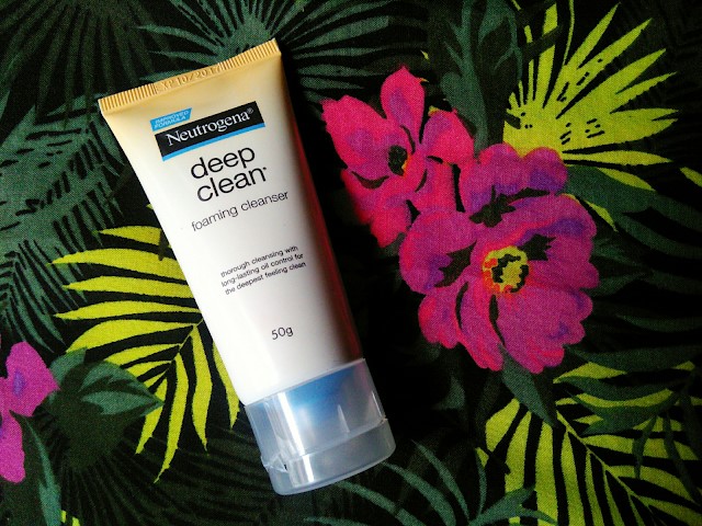 Neutrogena Deep Clean Foaming Cleanser