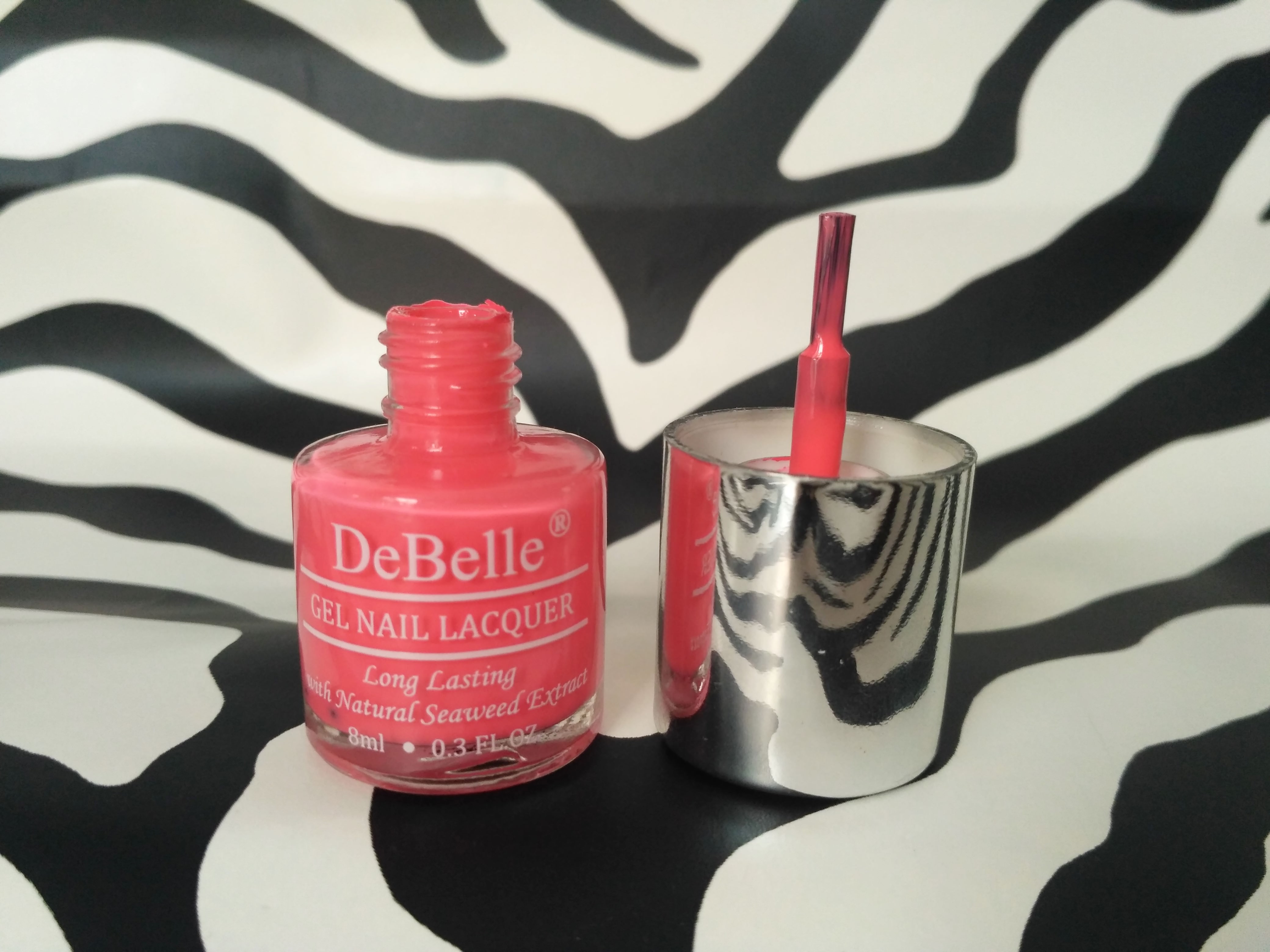 DeBelle Gel Nail Lacquer Natural Blush & Bebe Kiss | Review