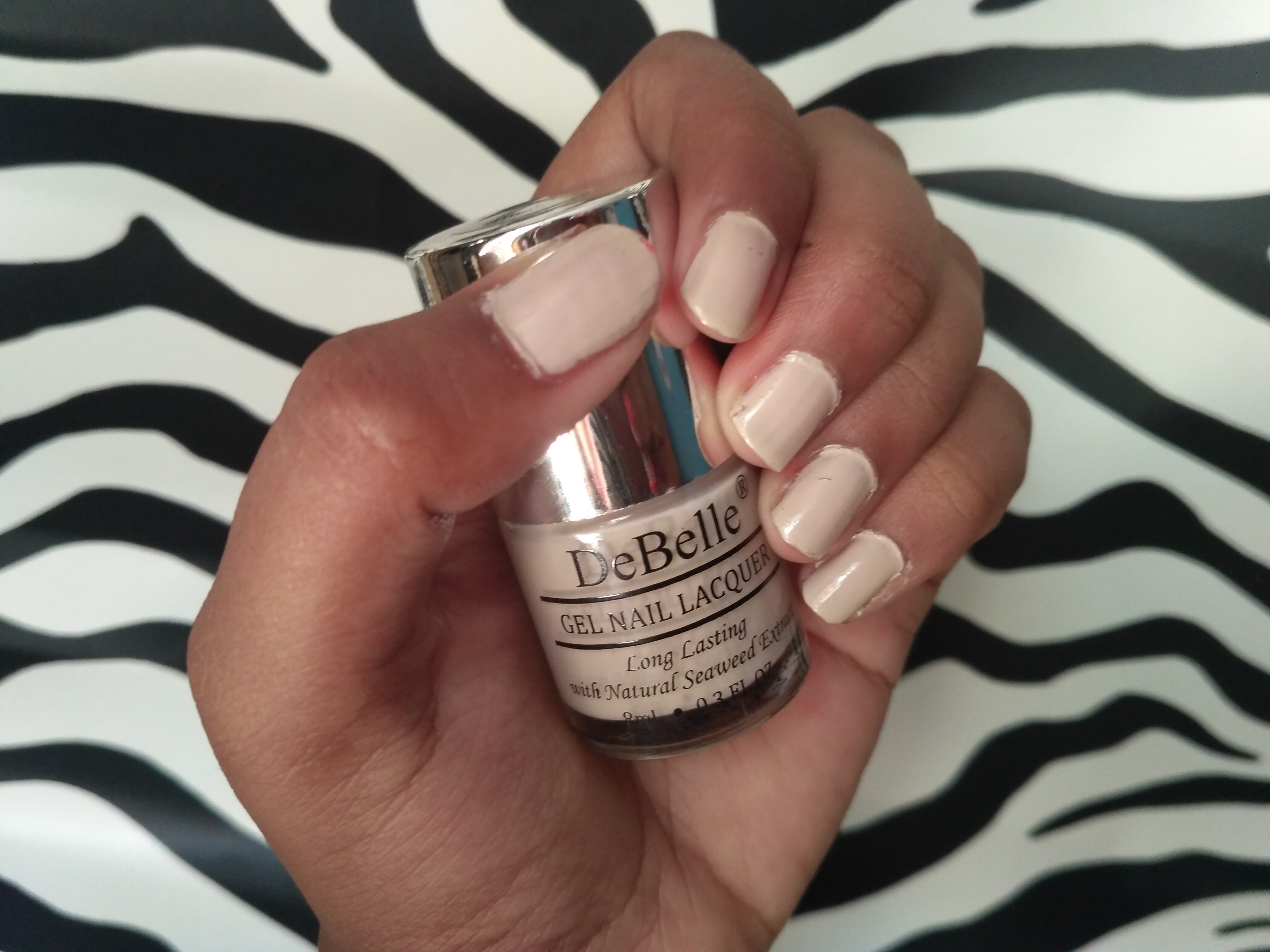 DeBelle Gel Nail Lacquer Natural Blush & Bebe Kiss | Review