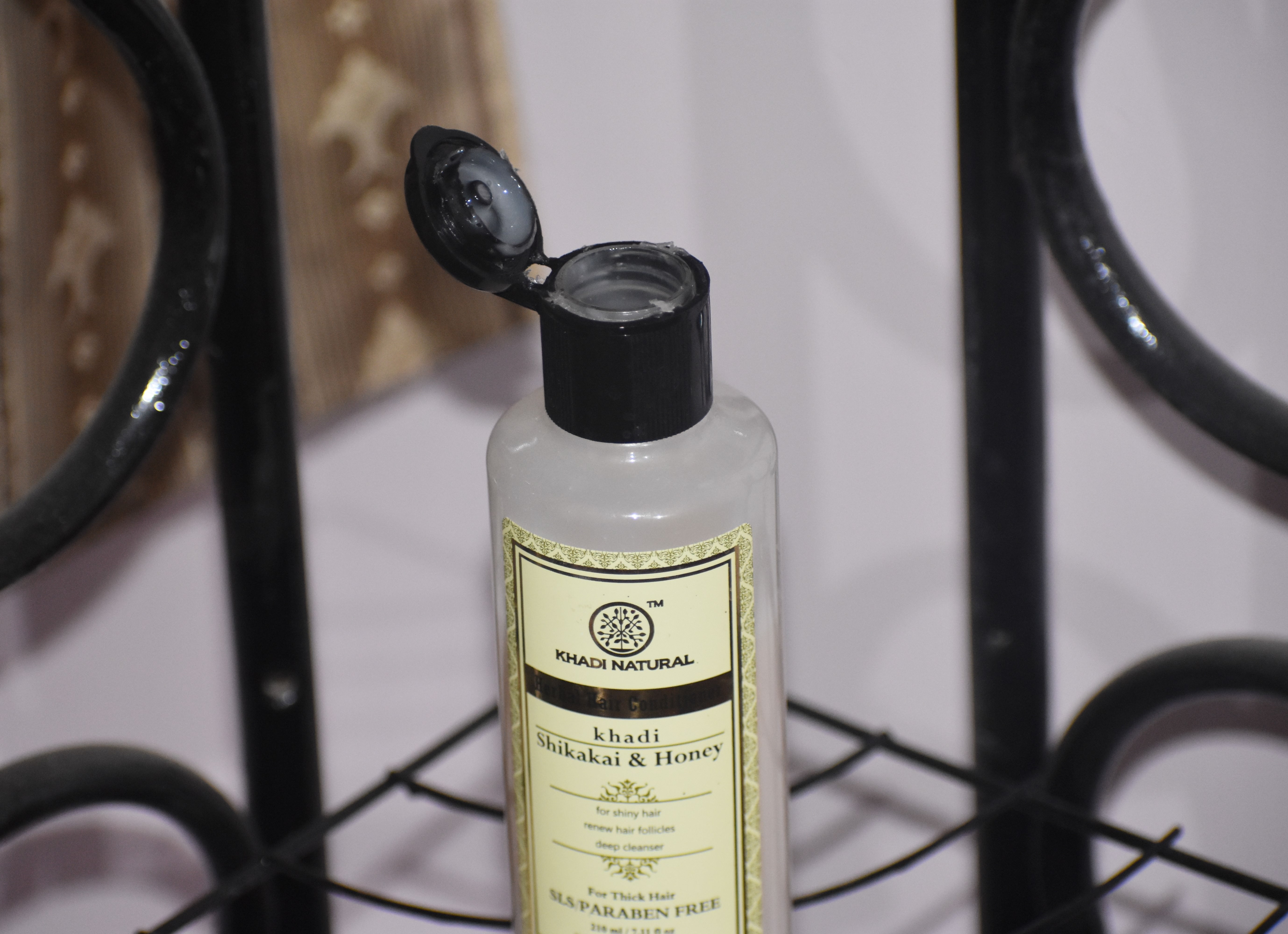 Khadi Natural Shikakai & Honey Herbal Hair Conditioner Review