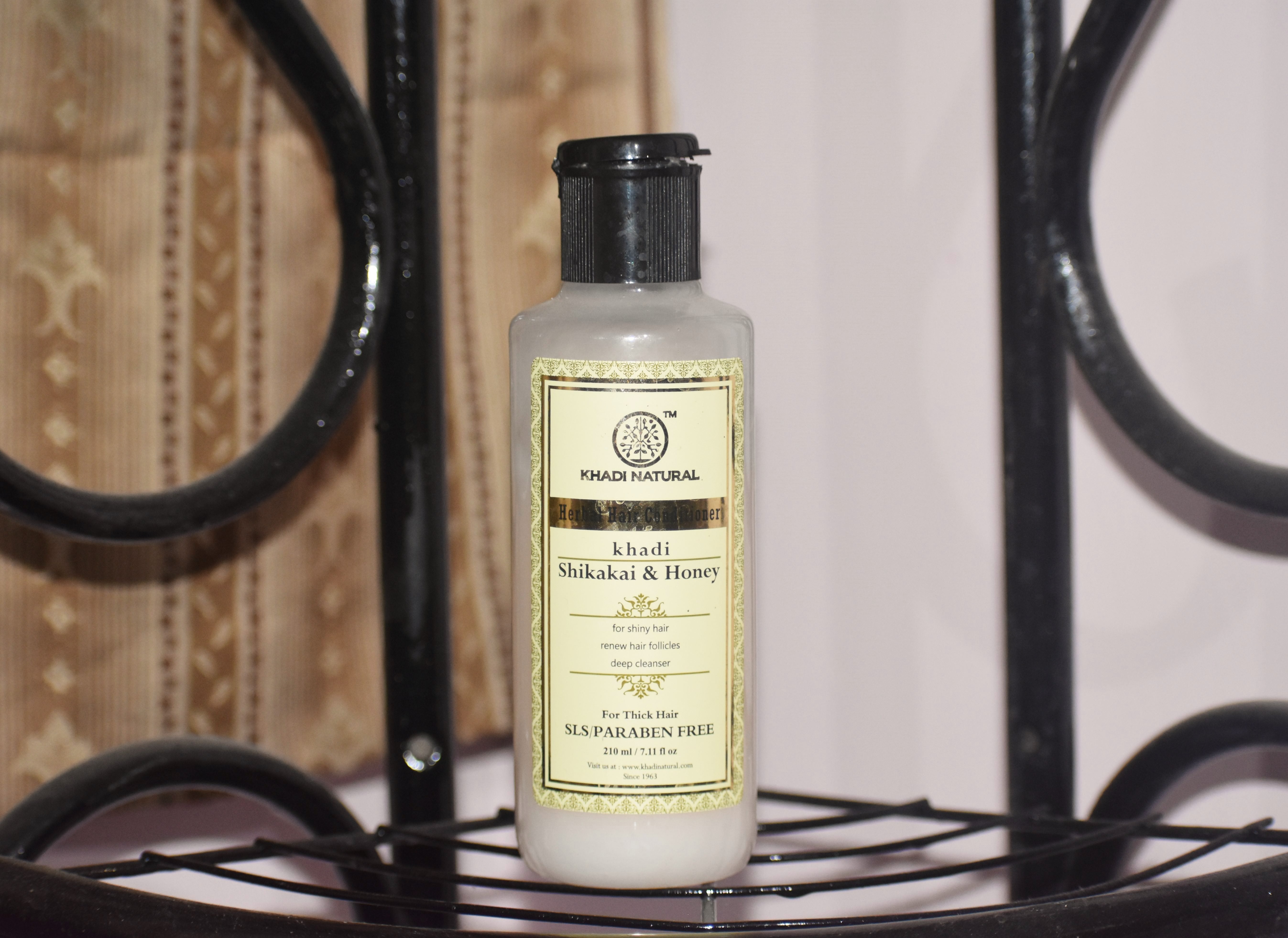 Khadi Natural Shikakai & Honey Herbal Hair Conditioner Review