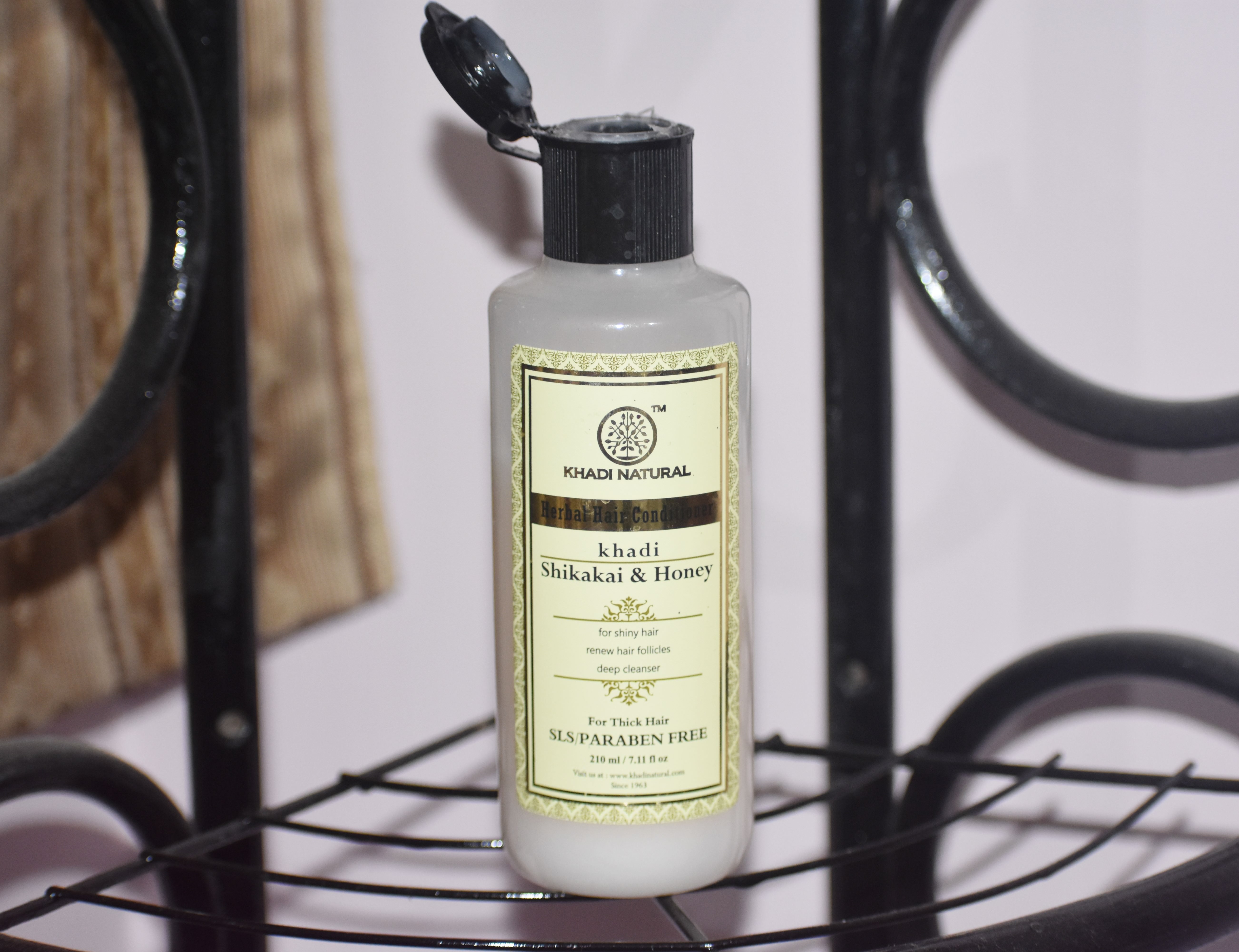 Khadi Natural Shikakai & Honey Herbal Hair Conditioner | Review