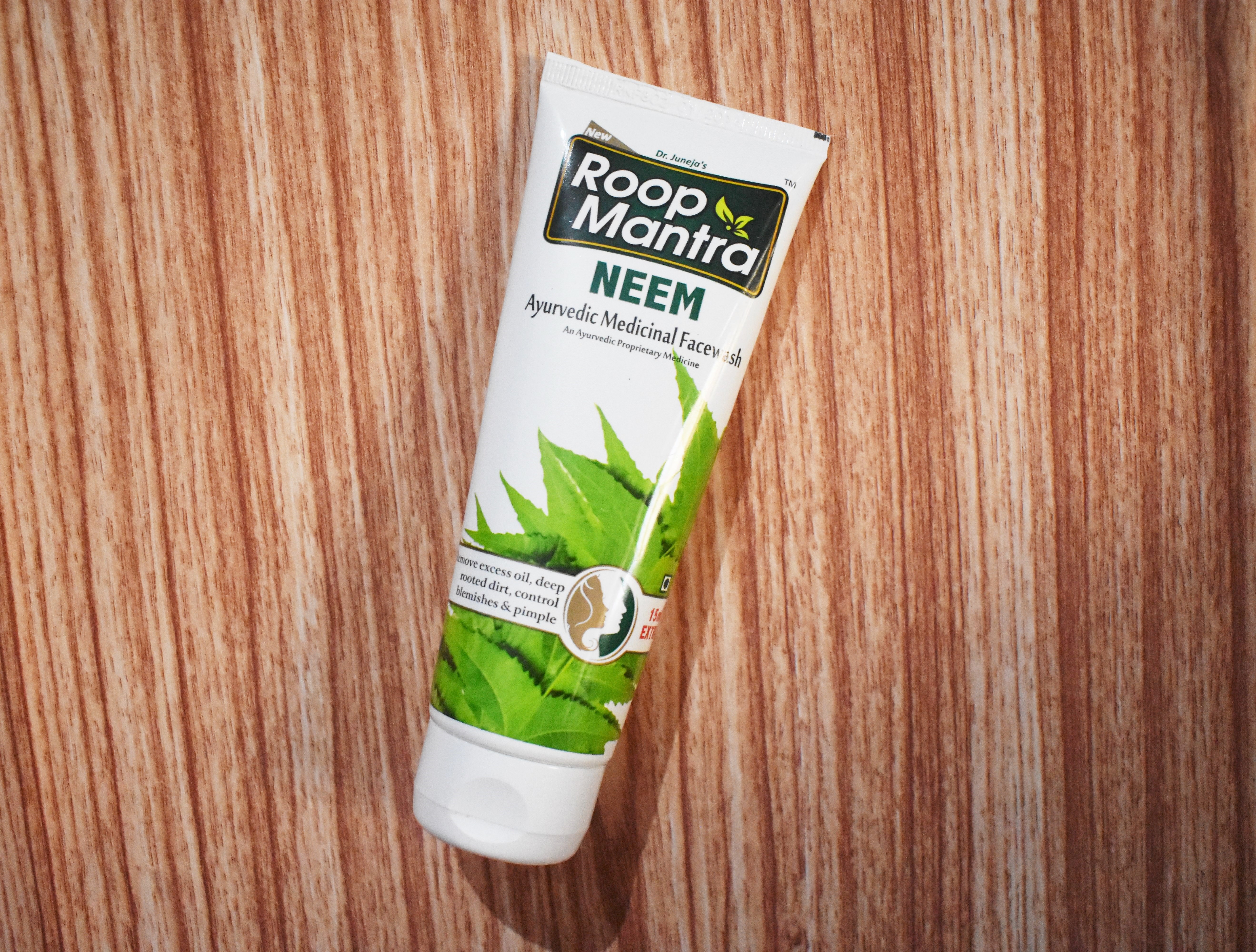 Roop Mantra Ayurvedic Medicinal Face Wash Review neem