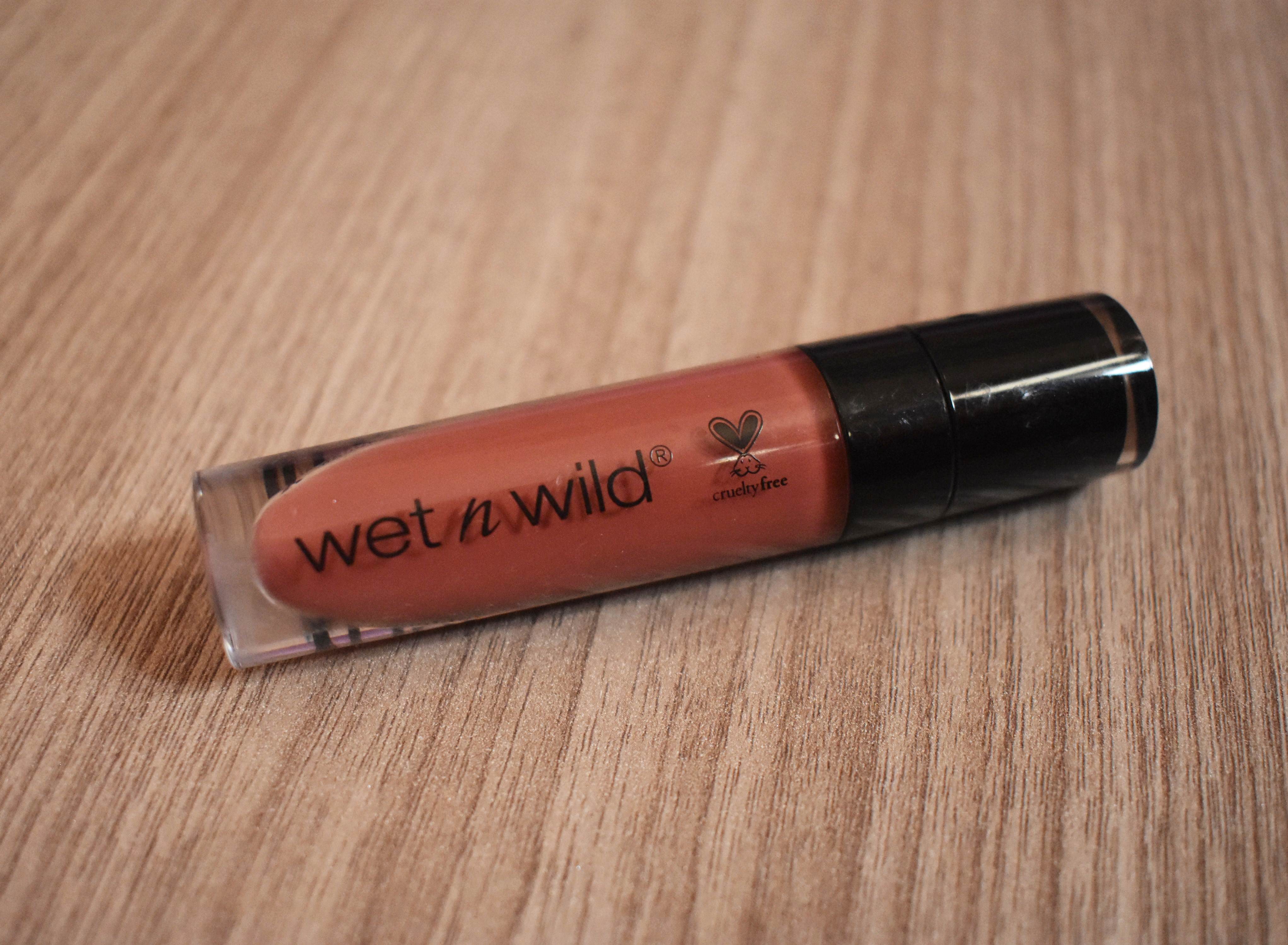 wet n wild catsuit liquid lipstick give me mocha