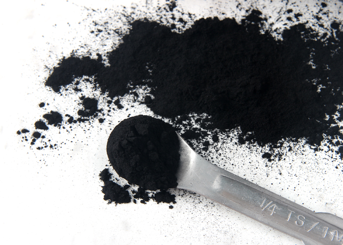  DIY Charcoal Face Mask 