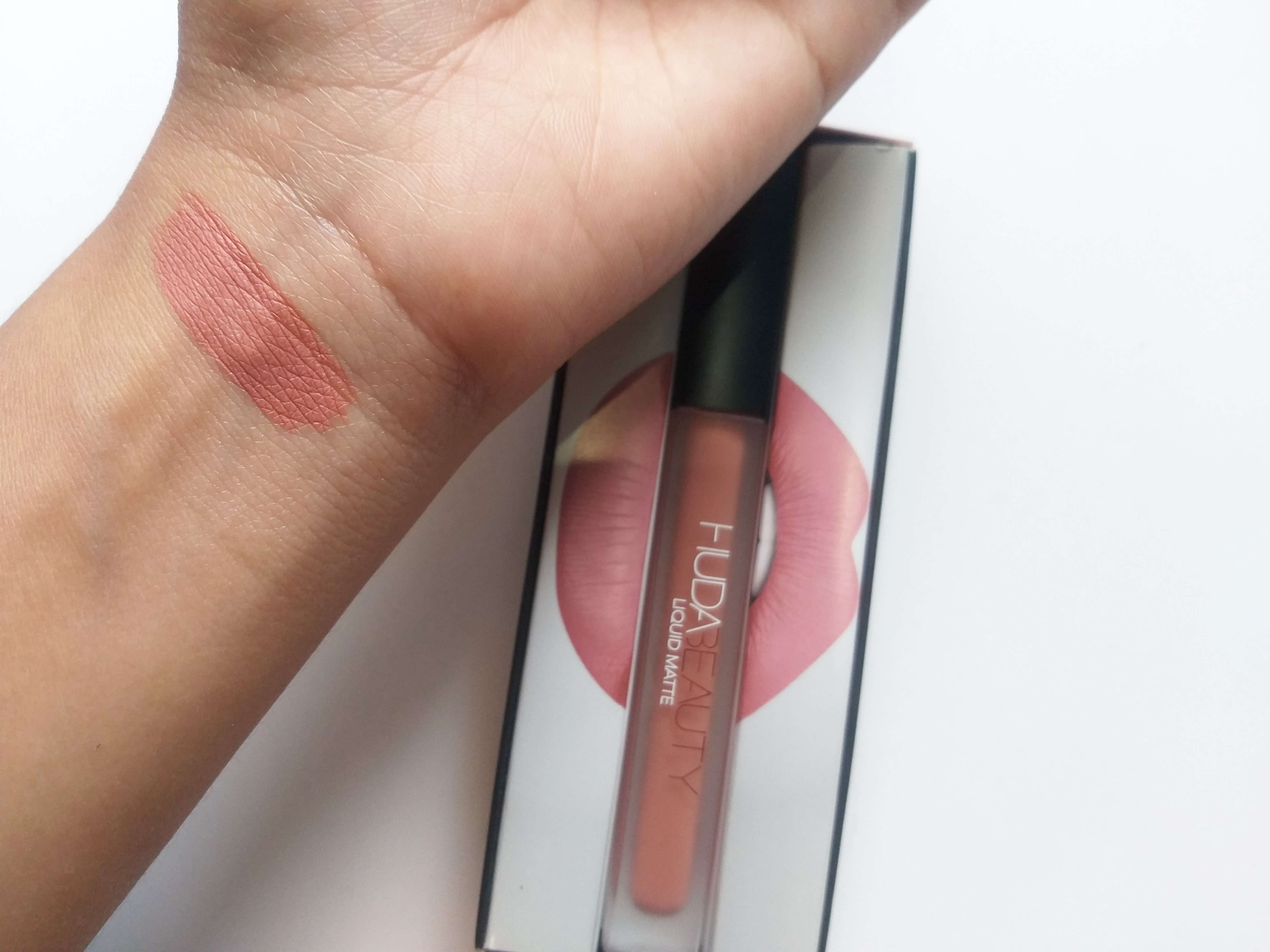 Huda Beauty Liquid Matte Lipstick Bombshell Review 