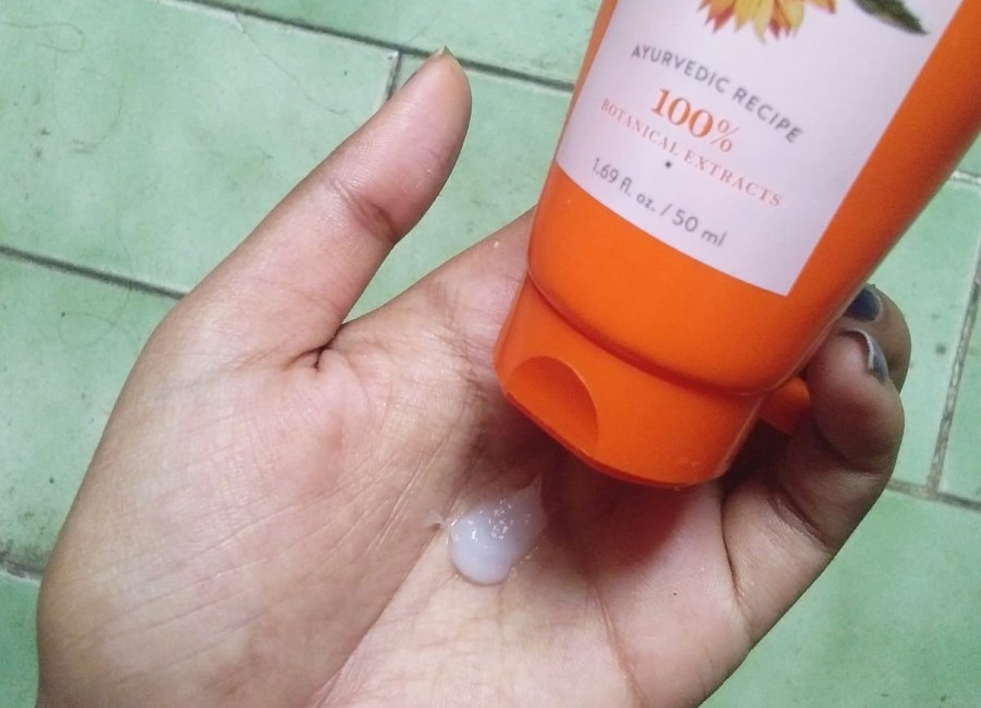 Biotique Bio Sunflower Matte Gel Sunscreen