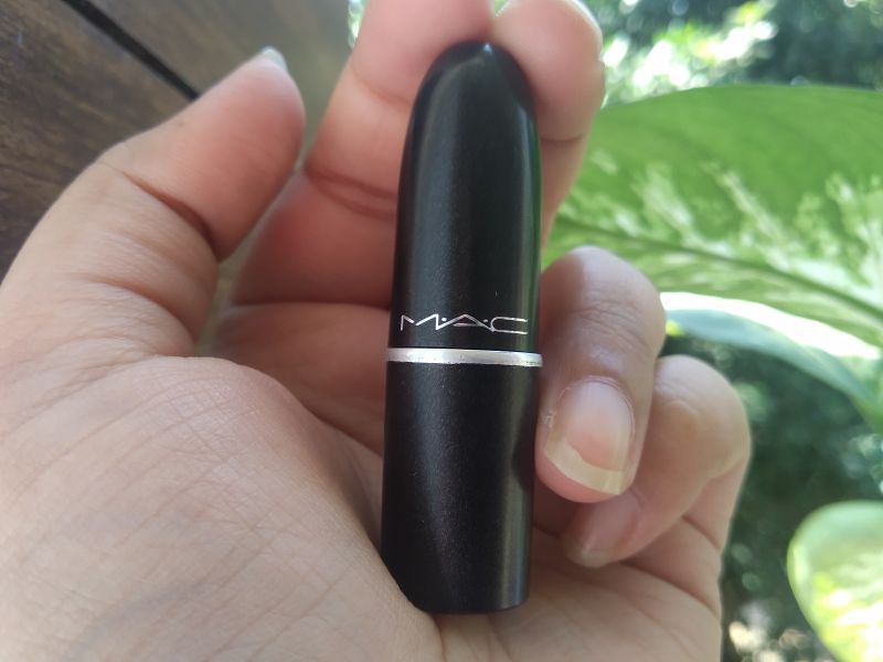 MAC Satin Lipstick Twig Review & Swatches