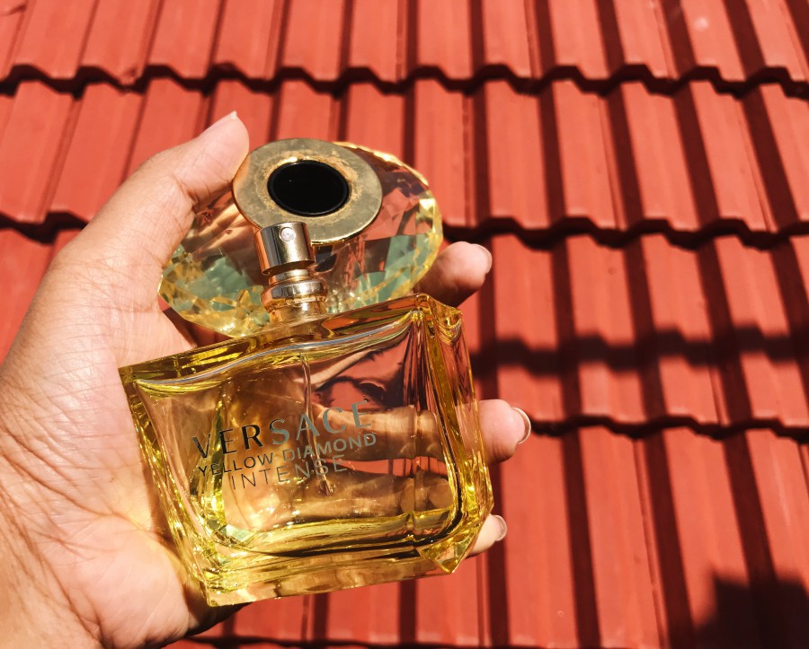 Versace Yellow Diamond Intense Perfume Review