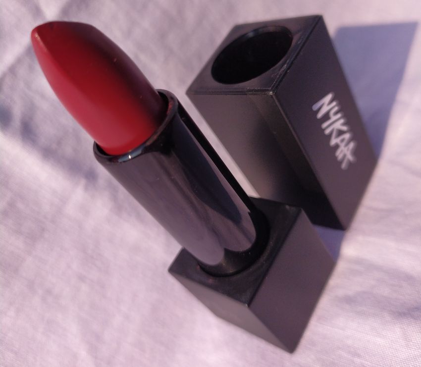 Nykaa So Matte Lipstick Cranberry Sangria