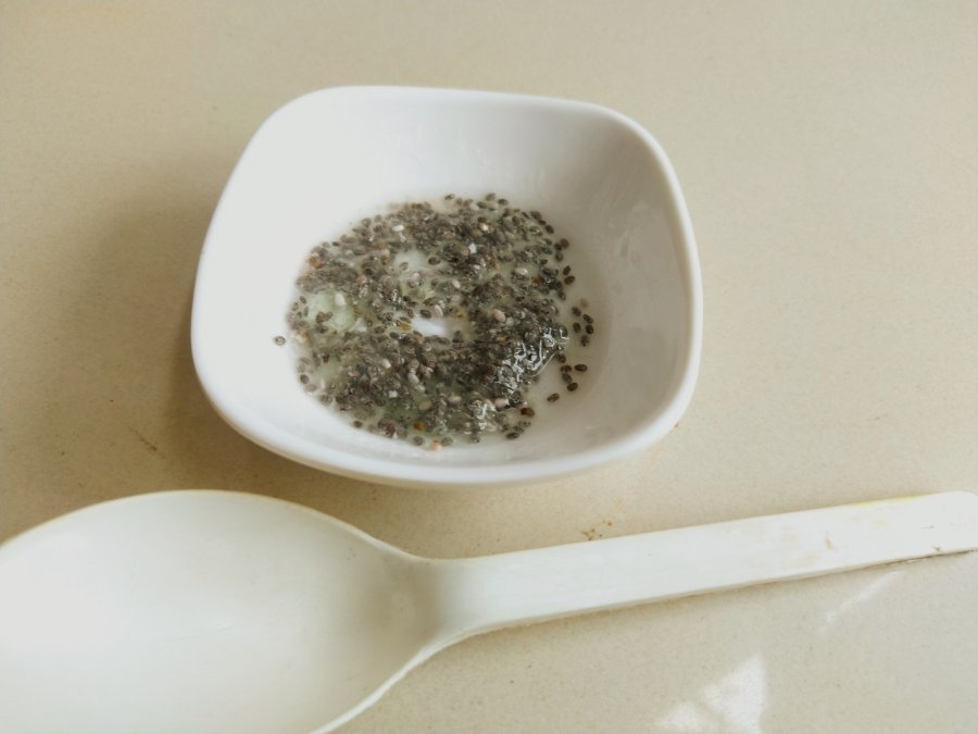 chia seed face mask