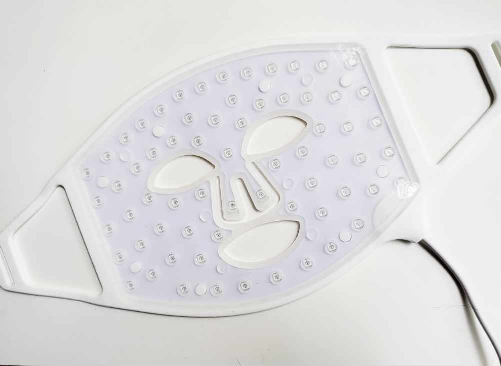 CurrentBody Skin LED Mask Review