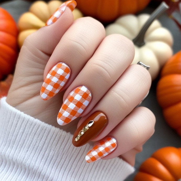 Gingham Fall-inspired Nails