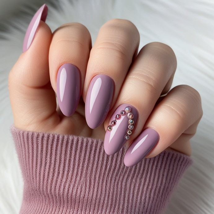 mauve nails