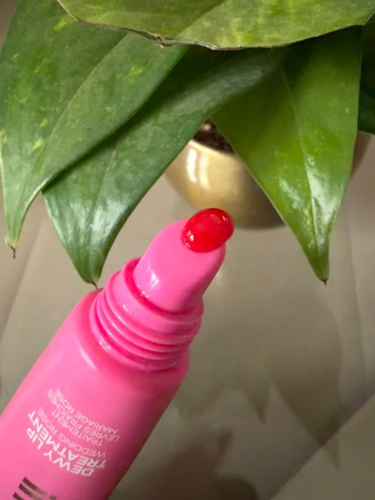 Inde Wild Dewy Lip Treatment Wedding Rose Swatches
